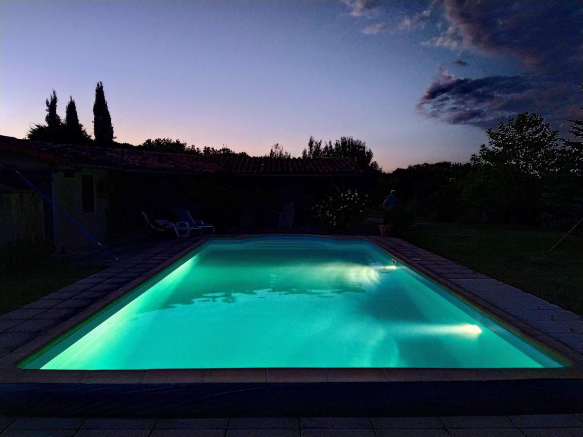Les Gites De Campardon Monties Exteriér fotografie